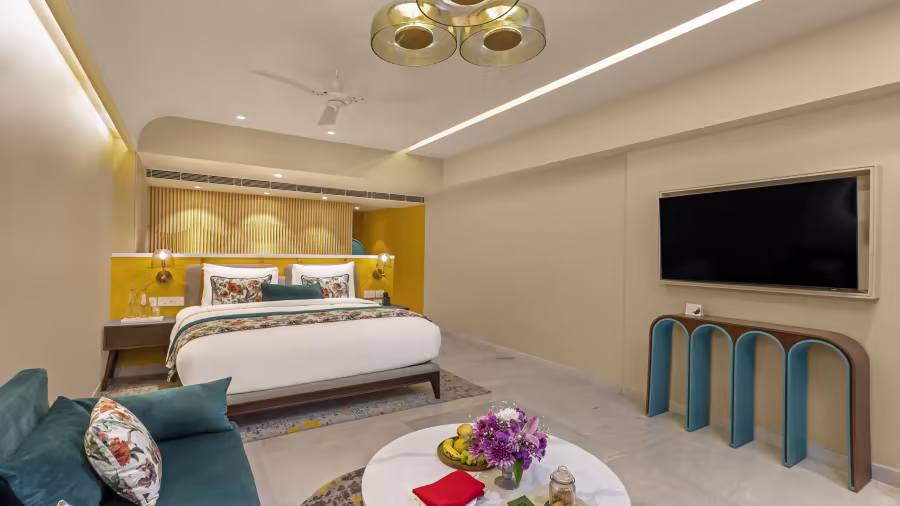 aloha on the ganges superior room