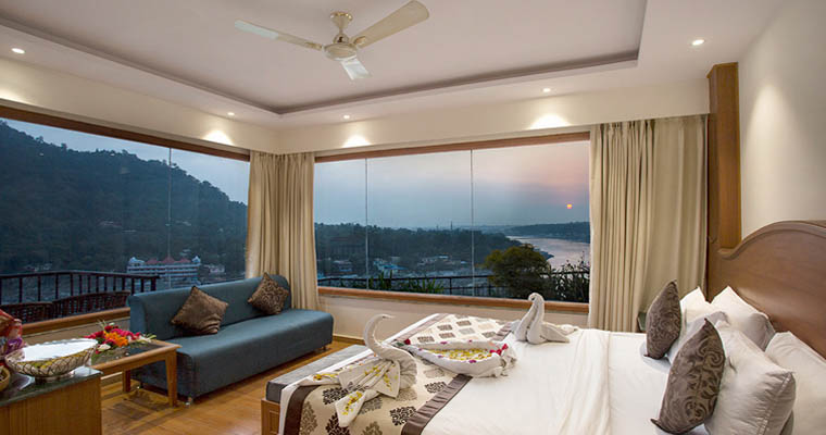 resort room