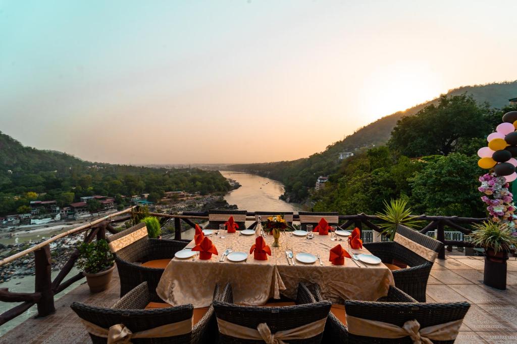 divine resort and spa